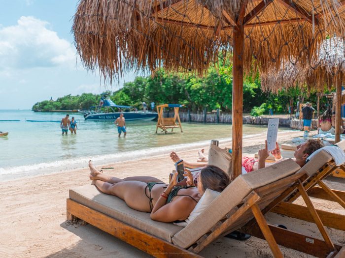 Isla Bela Beach Club